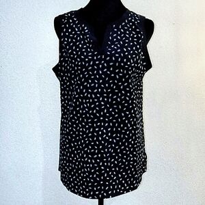 Chico's Black Sleeveless V-Neck Camisole with White Leaf Print